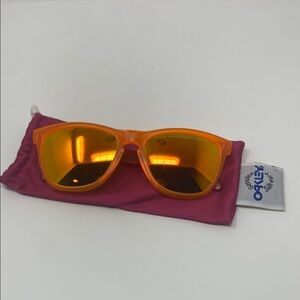 oakley frogskin 24-351 polarized orange pink